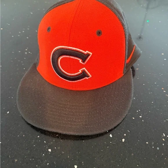 Nike Red and Black Cincinnati Reds Hat - Picture 2 of 5